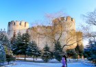 Oraşul poveştilor zidite în piatră