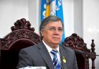 „Doru-mi-i de dumneavoastră/ Ca unui zid - de o fereastră”