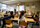 „A trebui”, deci „ a fi”