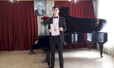 Magna cum laude pentru pianistul Pavel Savciuc