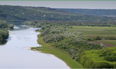 INVESTIGAȚIE/ Mitul calității apei din Nistru. Beneficiarii poluării