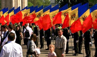 Să îmbrăcăm Moldova în straie de sărbătoare