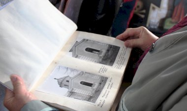 În căutarea fotografiilor și imaginilor din Holercani