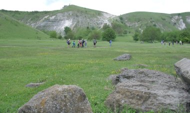 Ziua Mediului sărbătorită printr-o drumeție pe traseul Trebujeni-Furceni