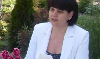Doctor de suflete predă în limba lui Eminescu