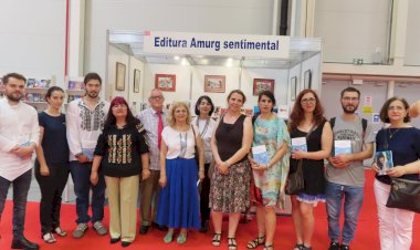Amurgul sentimental al cărții aduce un nou răsărit