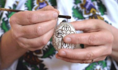 Ouăle încondeiate – tradiții, legende și superstiții