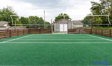 După renovare, stadionul din Pârlița „nu se mai odihnește”