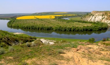 OCHII NEVĂZUȚI AI BASARABIEI