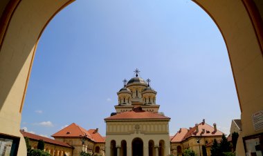 MAREA UNIRE – OPERA SUPREMĂ A POPORULUI ROMÂN