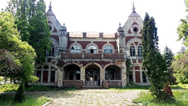Parcul și conacul din Țaul păstrează memoria ctitorului lor