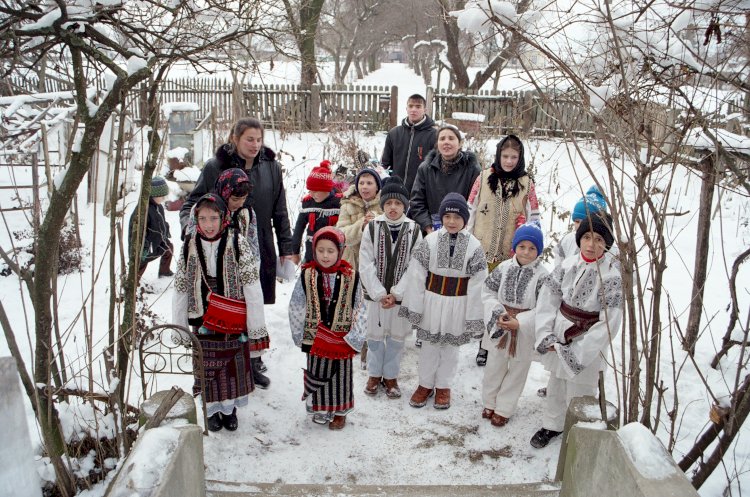 Cine mi-a (ne-a) furat Crăciunul