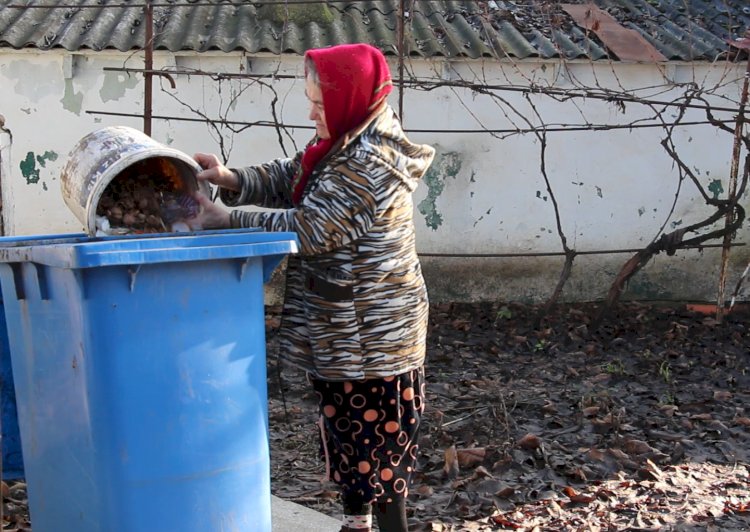 Sireți – satul în care peste 75% din locuitori achită pentru colectarea deșeurilor