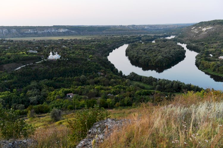 Extrema nordică a republicii: Naslavcea