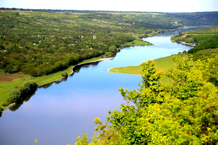 TOTDEAUNA  AM ȚINUT PARTE NISTRULUI