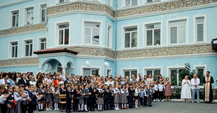 Un liceu fondat să educe spiritul românesc