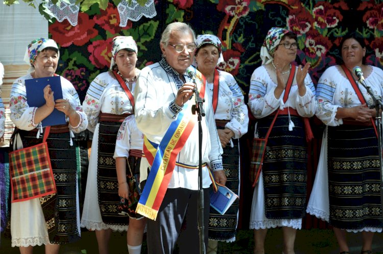 Drag mi-e portul și obiceiul