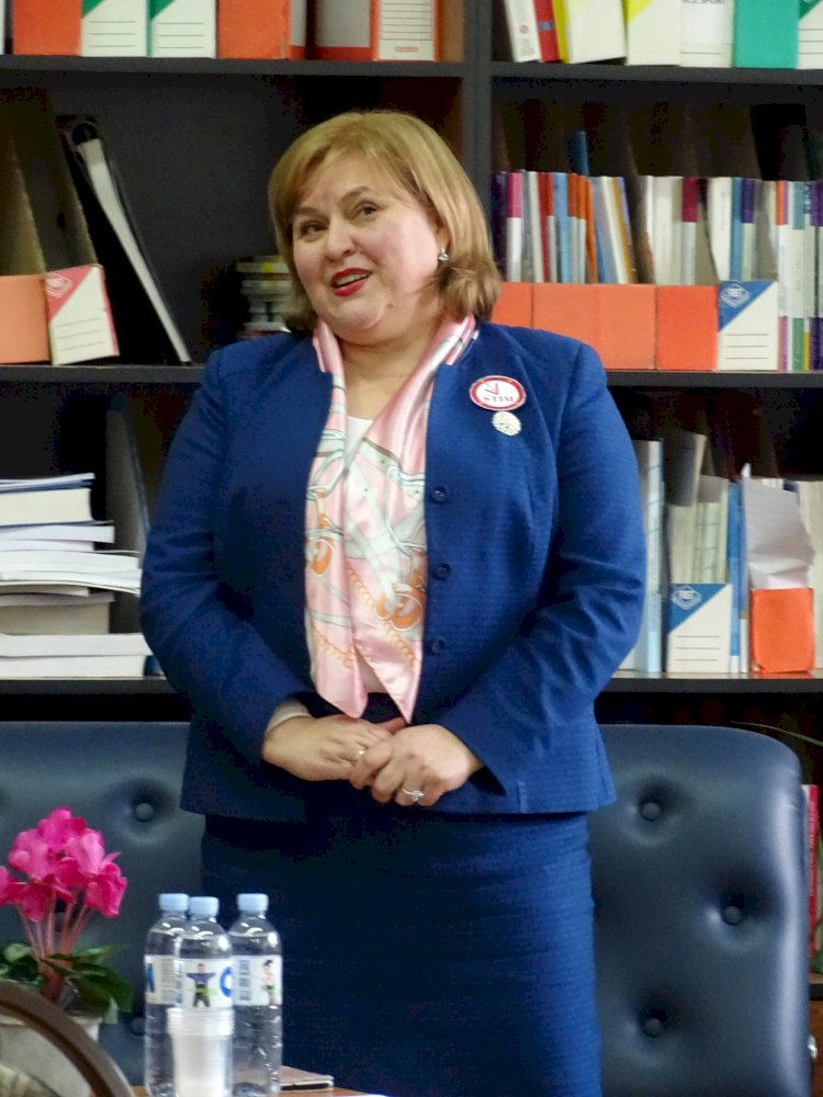 Biblioteca nu este doar un edificiu plin de cărți, ci o instituție vie datorită oamenilor care îi dau suflet