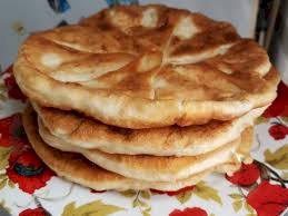 La plăcinte, înainte!